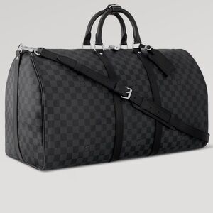 Louis Vuitton carry on / duffle bag. Gently used in good condition